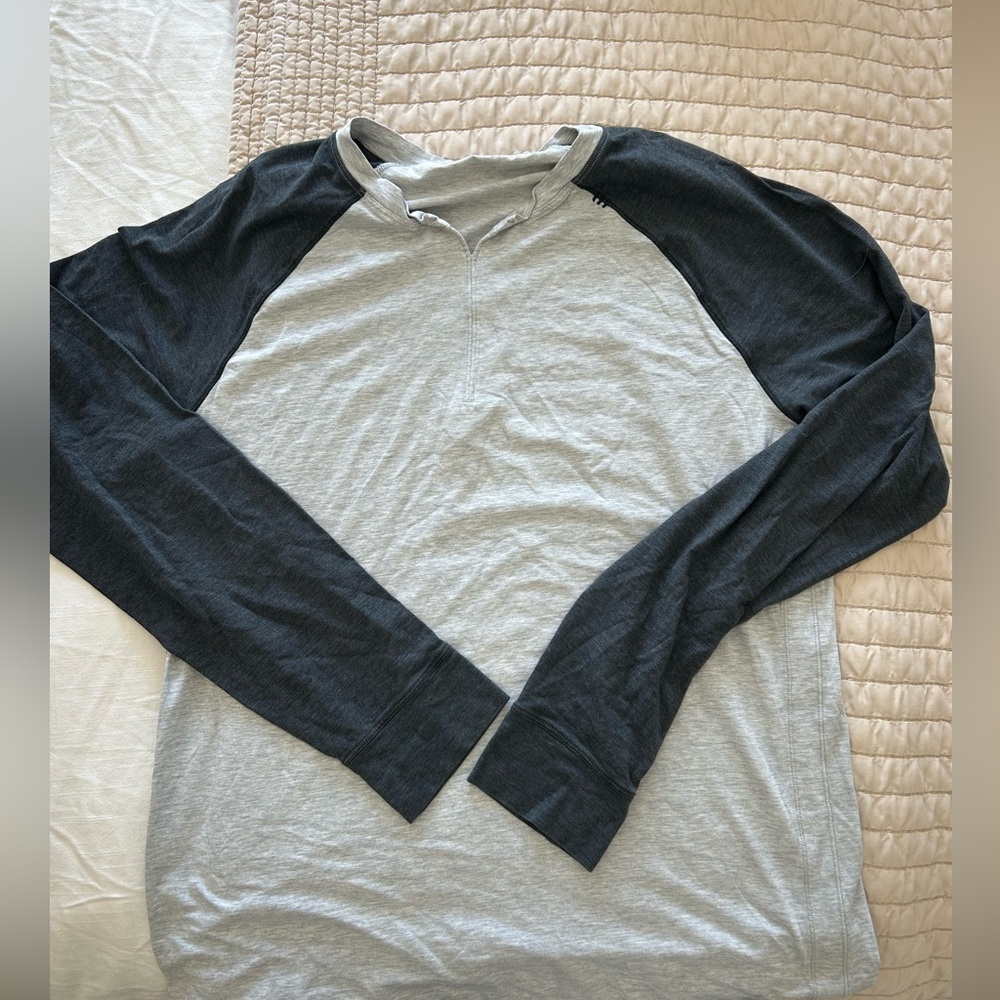 Lululemon - Long Sleeve